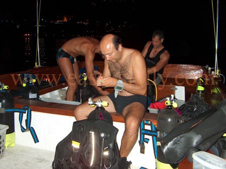 night_scubadiving