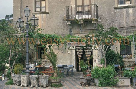 sicily_village